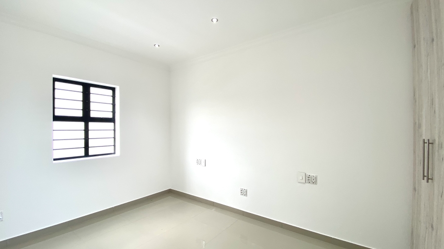 4 Bedroom Property for Sale in Britannia Bay Western Cape